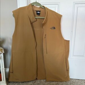 The North Face Men's Brown Vest